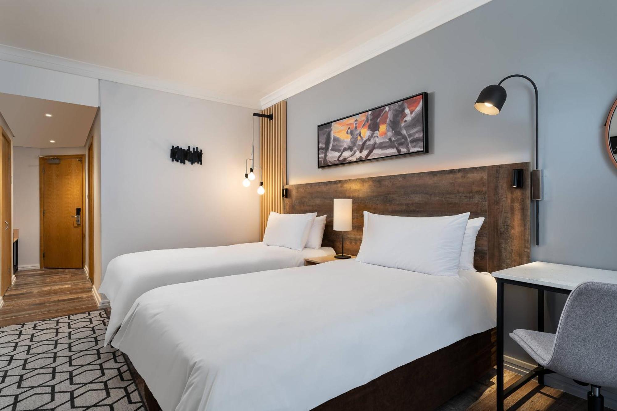 Protea Hotel by Marriott Johannesburg Wanderers Eksteriør bilde
